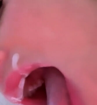 Misscarriejune Facial Cumshot with her BF – Onlyfans Sextape