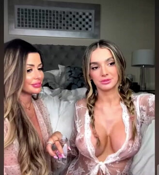 Lyna Perez x Julianne Lesbian play so hot – Onlyfans Sextape