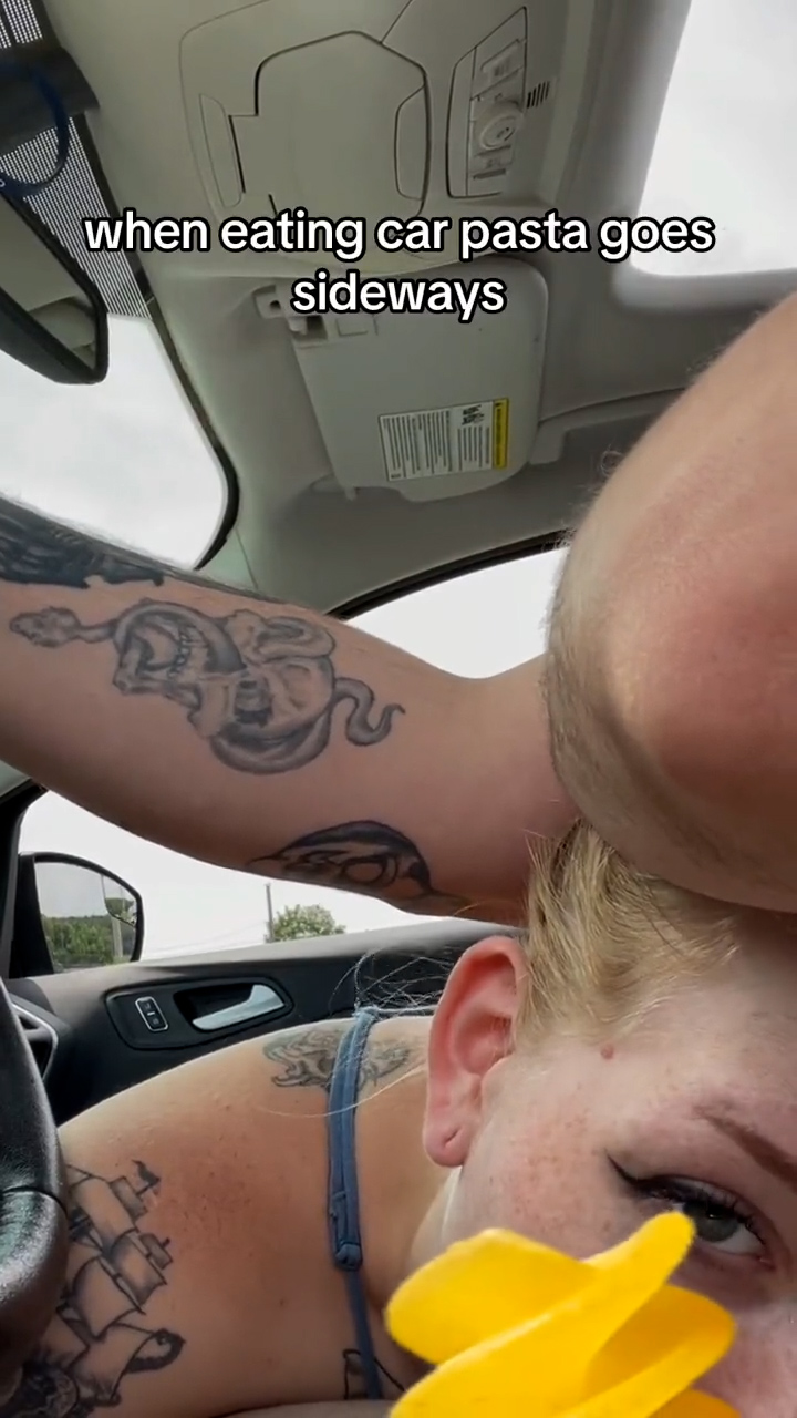 Paleseafoam Blowjob orgasm in Car – Onlyfans Sextape
